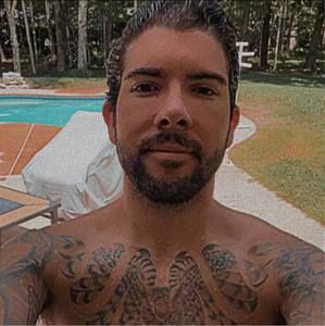 Meet your Posher, Kyle